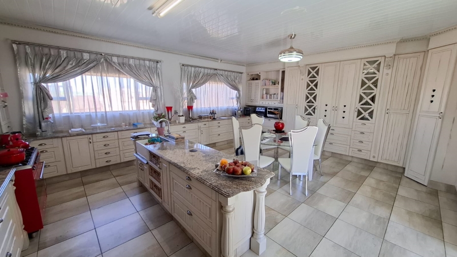 3 Bedroom Property for Sale in Klerksdorp Rural North West